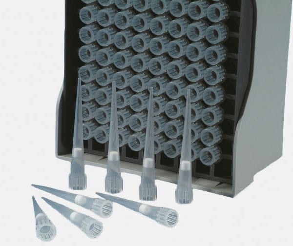 Puntas en rack con filtro (8×12) capacidad 5 – 100 µL KARTELL 9632